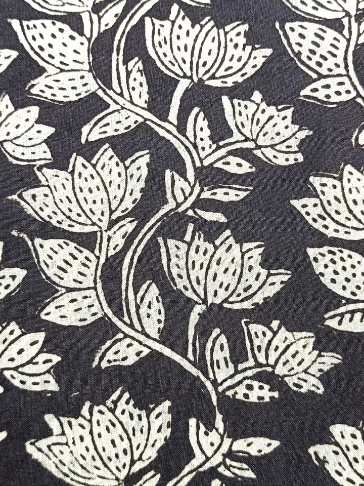 Bagru Kalamkari Black And Grey Flower Jaal Print