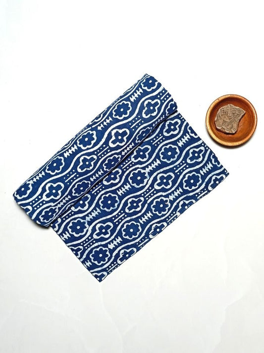 Lehriya Small Butti Flower Mud Dabu Hand Block Print Fabric