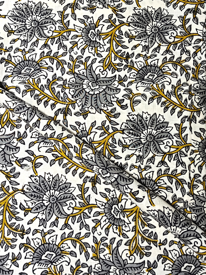 Bagru Indra 1 Kaam Base Cream With Red Indra Flower Colour Hand Block Print Fabric