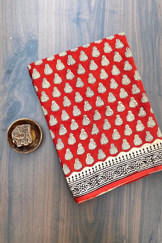 Bagru Small Butti Off Red Base With Black Keri Border Block Print Saree