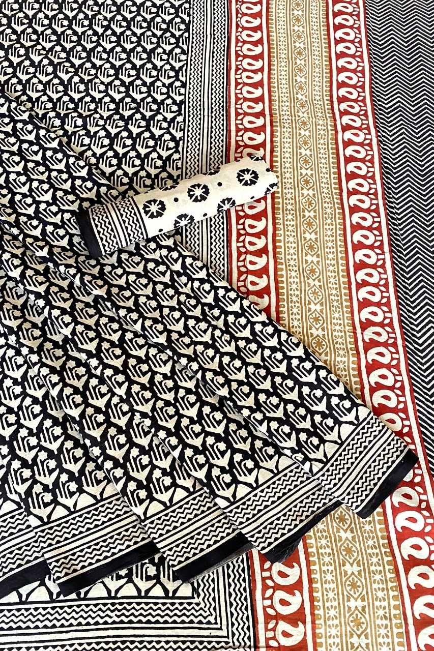 Murja Sunflower Bagru Butti Off Black Base With Off White Flower With Lehriya Border Black Colour Hand Block Print Saree