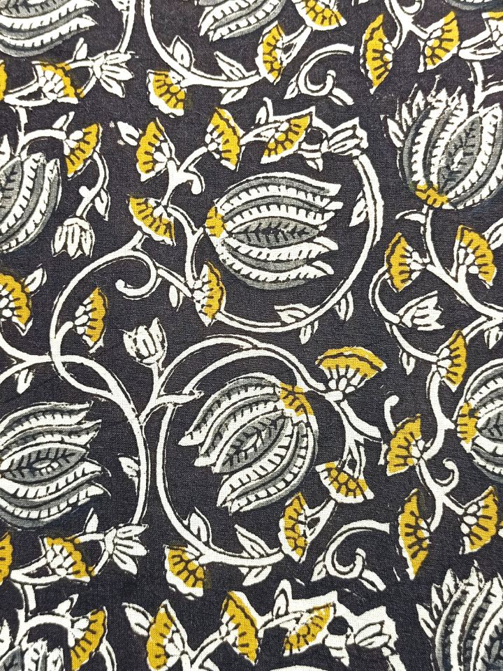 Bagru Kalamkari Grey Lotus With Red Root Jaal Print