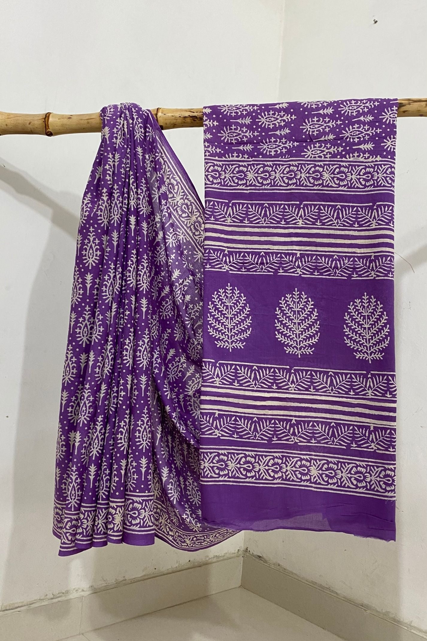 Small Butti Purple Base With White Butti  Hand Block Print Saree